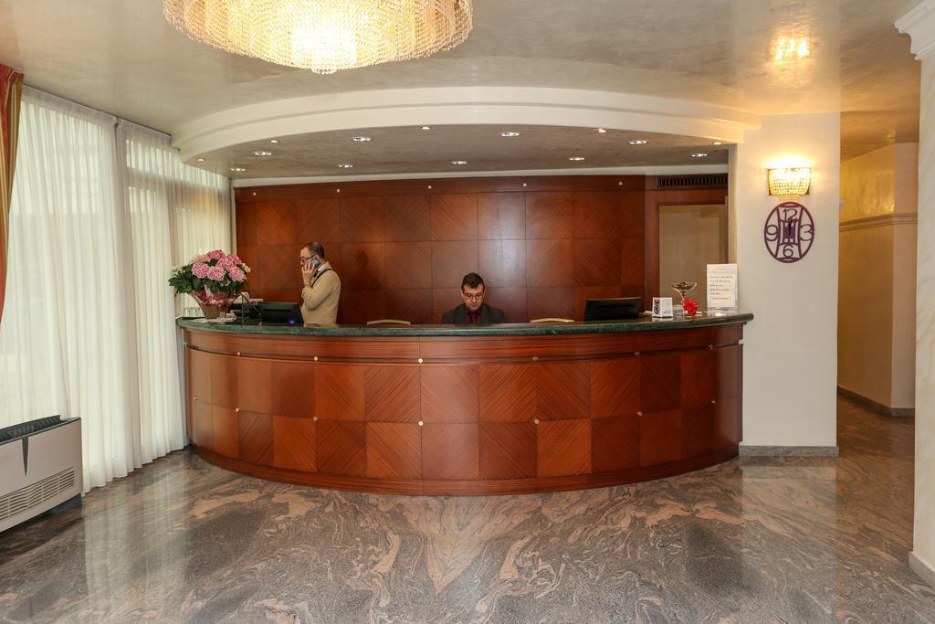 Hotel Gallia Palace Ρίμινι Εξωτερικό φωτογραφία